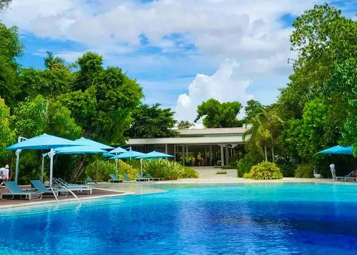 Kate & Keith's Place - Tambuli Seaside Living *